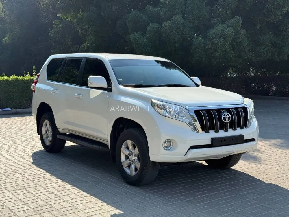 Toyota Land Cruiser Prado 2016 for Sale in Sharjah Image-2