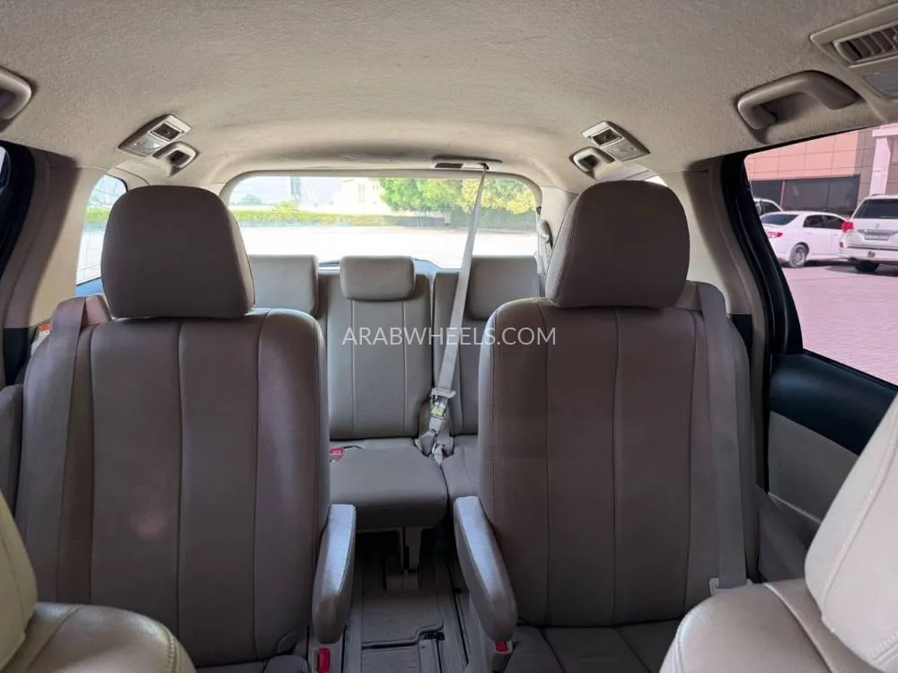 Toyota Previa 2020 for Sale in Sharjah Image-19
