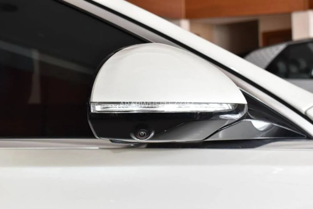 Mercedes Benz CLS Class 2022 for Sale in Dubai Image-6