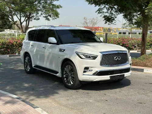 Infiniti QX80 5.6L 7s Luxury 2020