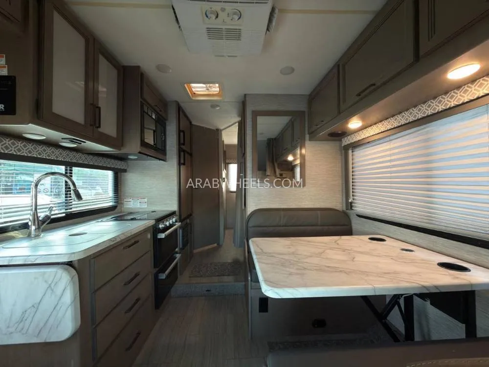 Ford E 350 2022 for Sale in Dubai Image-17