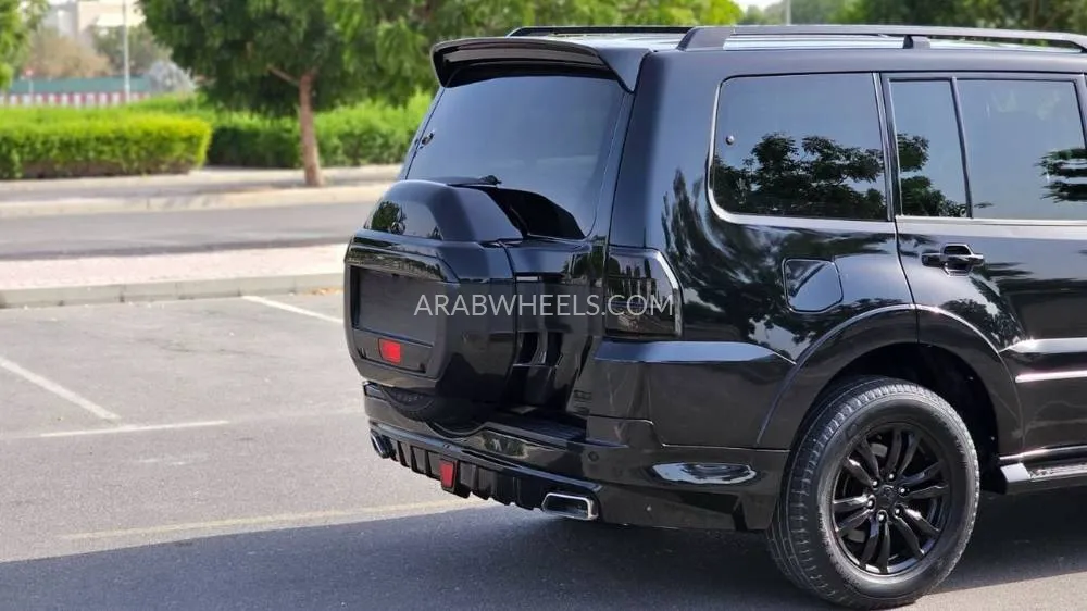 Mitsubishi Pajero 2020 for Sale in Ajman Image-11