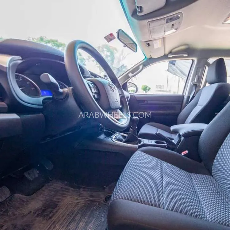 Toyota Hilux 2020 for Sale in Ajman Image-3