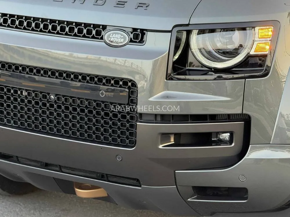 Land Rover Defender 2025 for Sale in Dubai Image-4