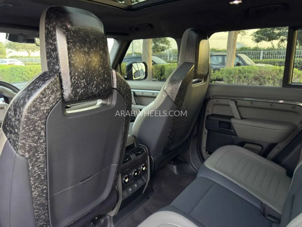 Land Rover Defender 2025 for Sale in Dubai Image-13
