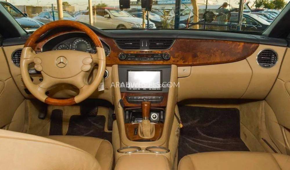 مرسيدس بنز CLS Class 2007 for Sale in دبي Image-5