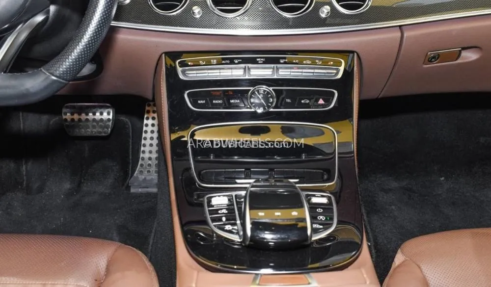 Mercedes Benz E Class 2017 for Sale in Dubai Image-10