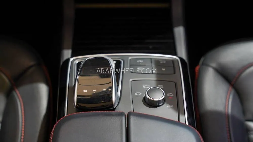 Mercedes Benz GLC Class 2017 for Sale in Dubai Image-7