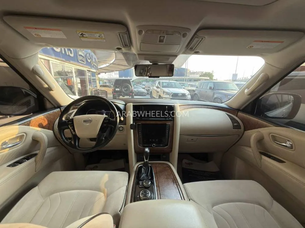Nissan Patrol 2020 for Sale in Dubai Image-8