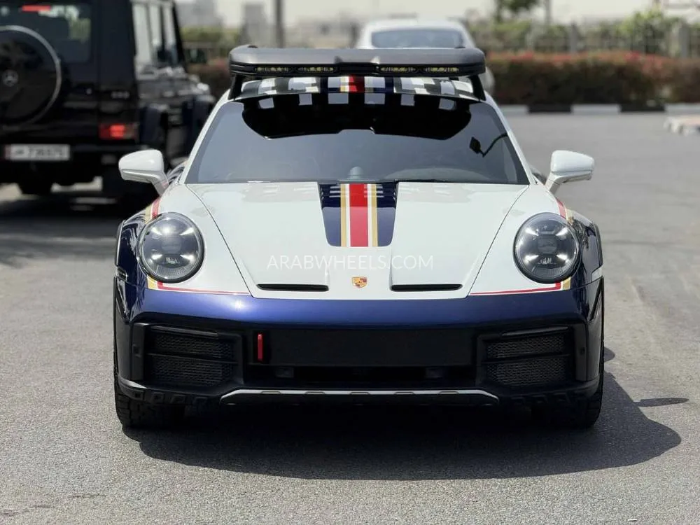 Porsche 911 2023 for Sale in Dubai Image-2