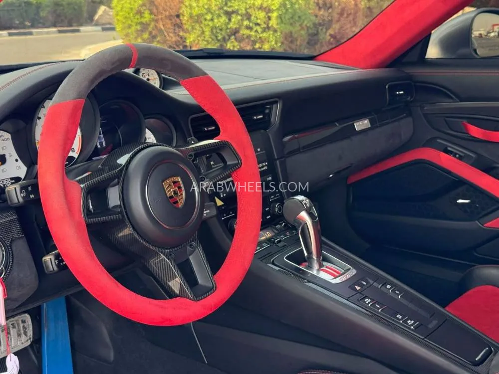 Porsche 911 2018 for Sale in Dubai Image-13