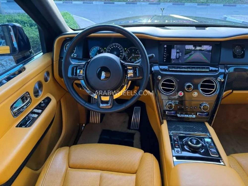 Rolls Royce Cullinan 2022 for Sale in Dubai Image-11