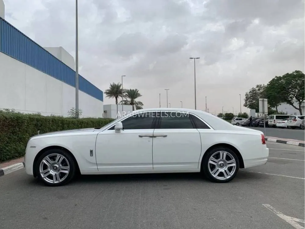Rolls Royce Ghost 2016 for Sale in Dubai Image-5