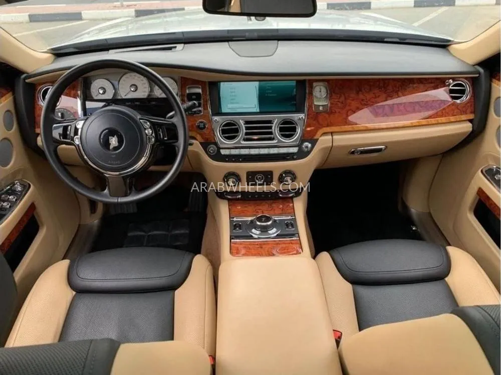 Rolls Royce Ghost 2016 for Sale in Dubai Image-7