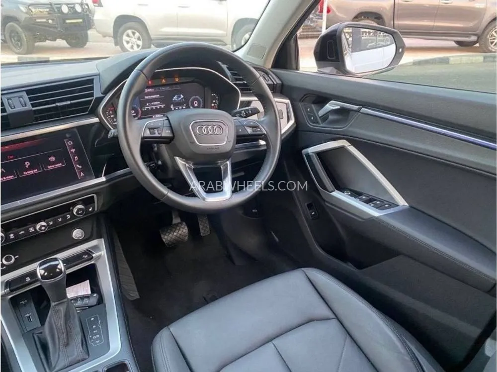 Audi Q3 2020 for Sale in Dubai Image-11