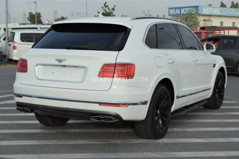 Bentley Bentayga 2017 for Sale in Dubai Image-3