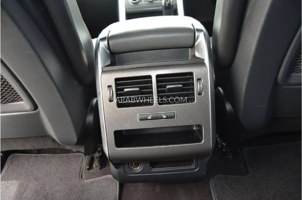 Land Rover Defender 2014 for Sale in Dubai Image-15
