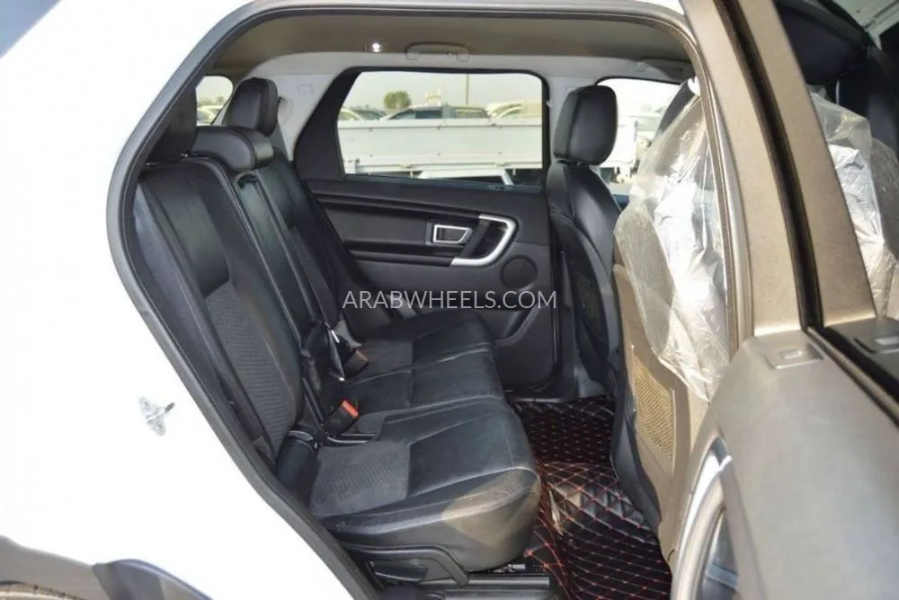 Land Rover Discovery Sport 2016 for Sale in Dubai Image-12