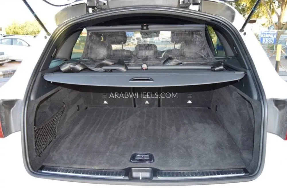 مرسيدس بنز GLC كلاس 2018 for Sale in دبي Image-16