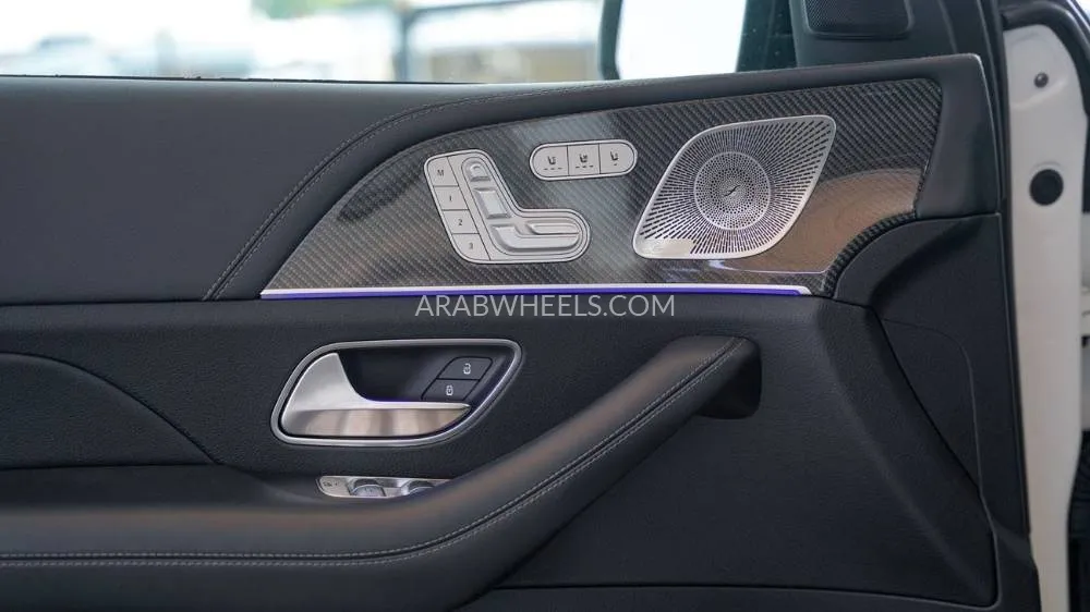 Mercedes Benz GLE Class 2020 for Sale in Dubai Image-9