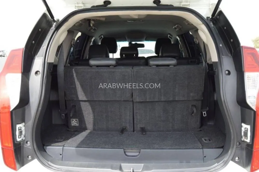 Mitsubishi Pajero 2018 for Sale in Dubai Image-9