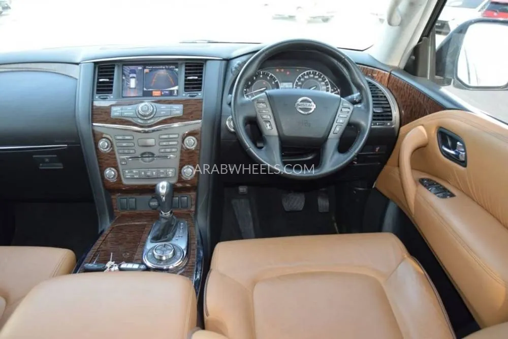 Nissan Patrol 2020 for Sale in Dubai Image-13