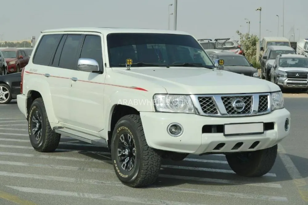 Nissan Patrol 2022 for Sale in Dubai Image-2