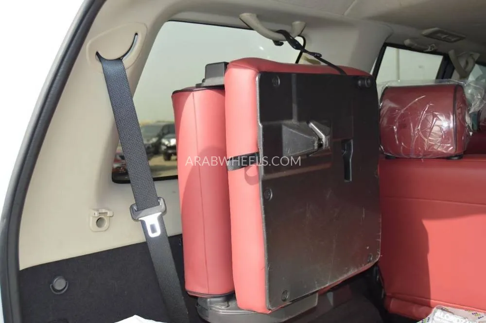 Nissan Patrol 2022 for Sale in Dubai Image-15