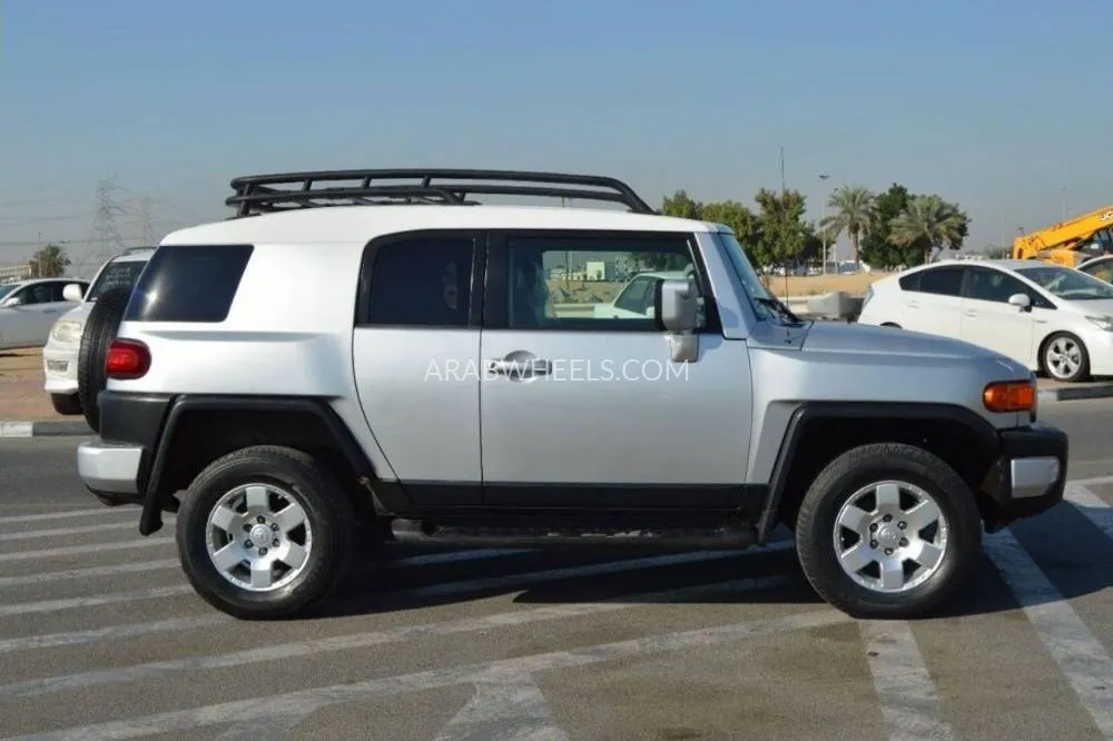 تويوتا إف جي كروزر 2007 for Sale in دبي Image-5
