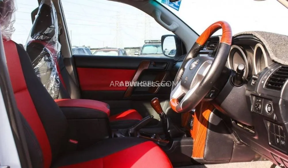 Toyota Land Cruiser Prado 2011 for Sale in Dubai Image-7