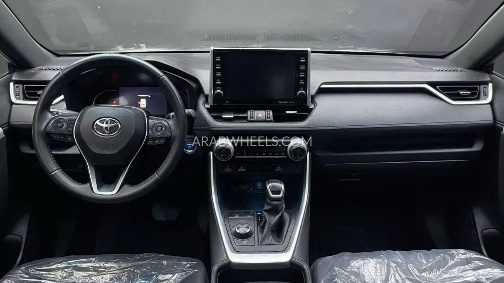 Toyota Rav4 2022 for Sale in Dubai Image-11