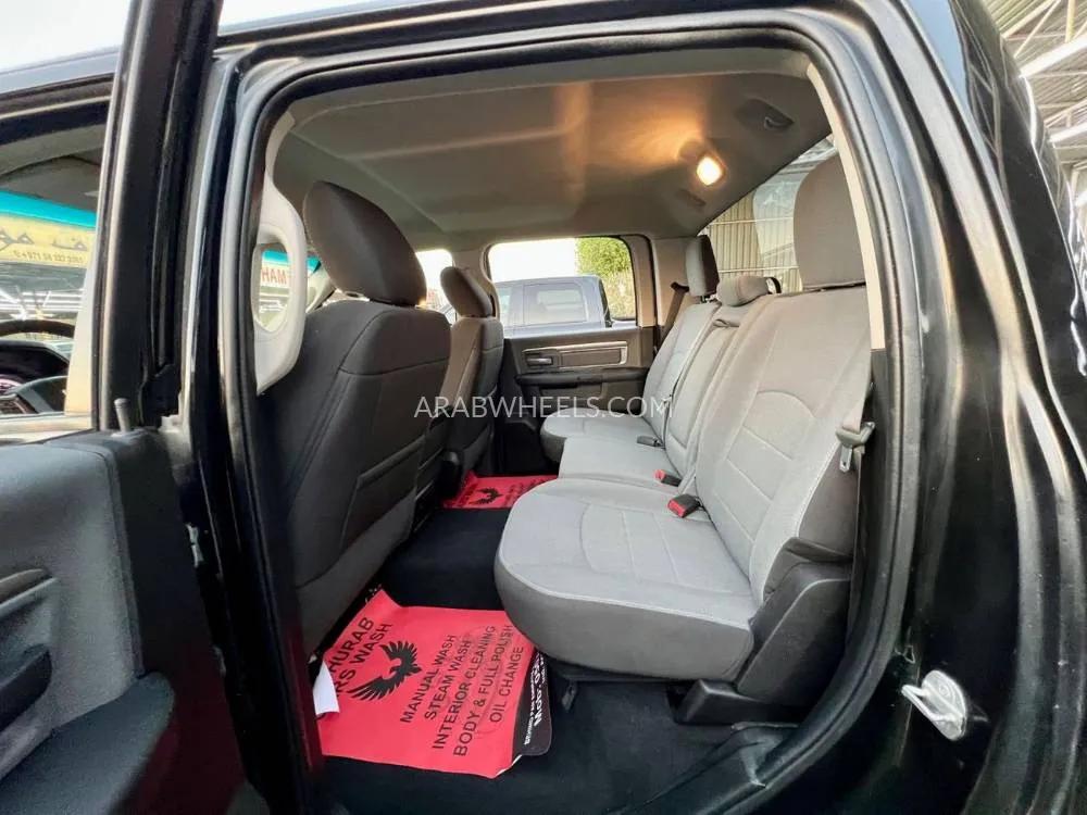 Dodge Ram Van 2022 for Sale in Ajman Image-9