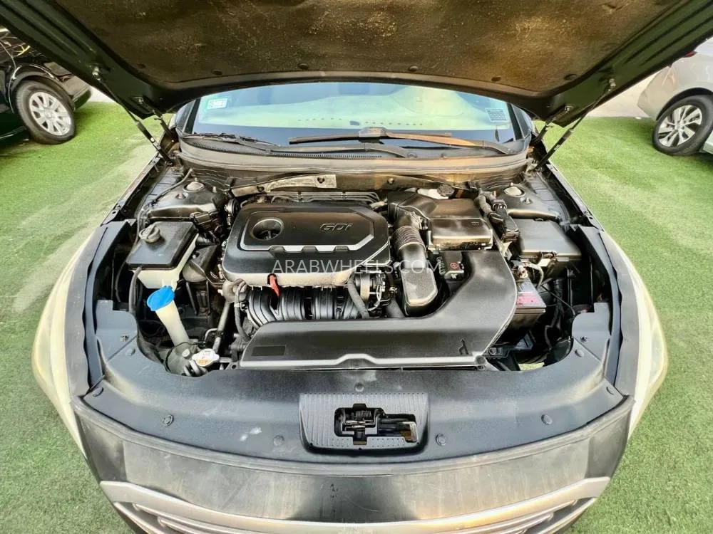 Hyundai Sonata 2016 for Sale in Ajman Image-19