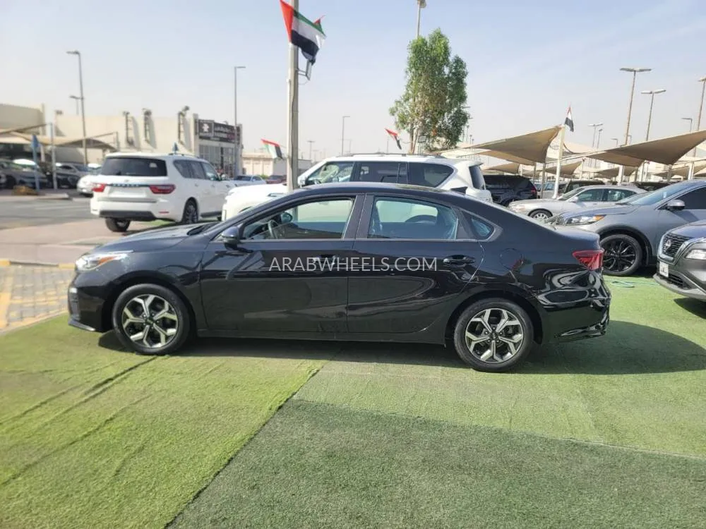 Kia Cerato 2021 for Sale in Ajman Image-7