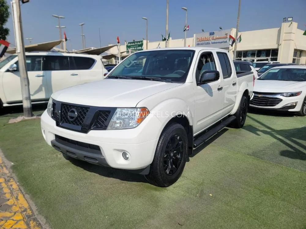 Nissan Frontier 2019 for Sale in Ajman Image-2