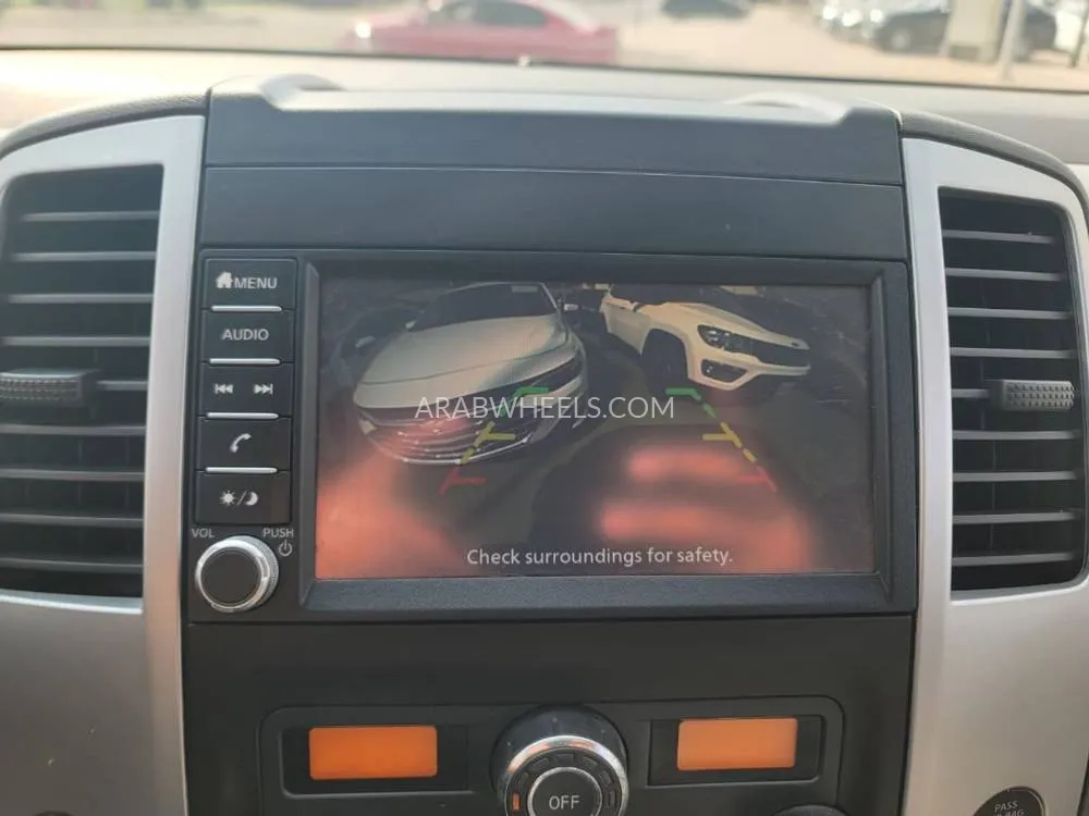 Nissan Frontier 2019 for Sale in Ajman Image-10