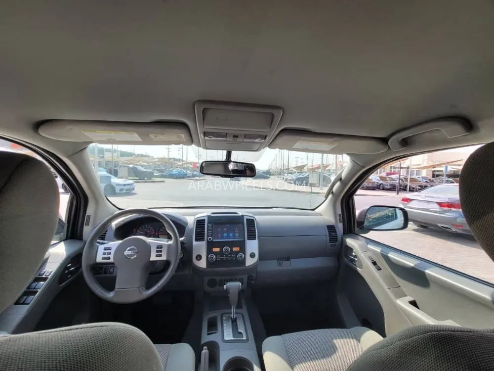 Nissan Frontier 2019 for Sale in Ajman Image-15