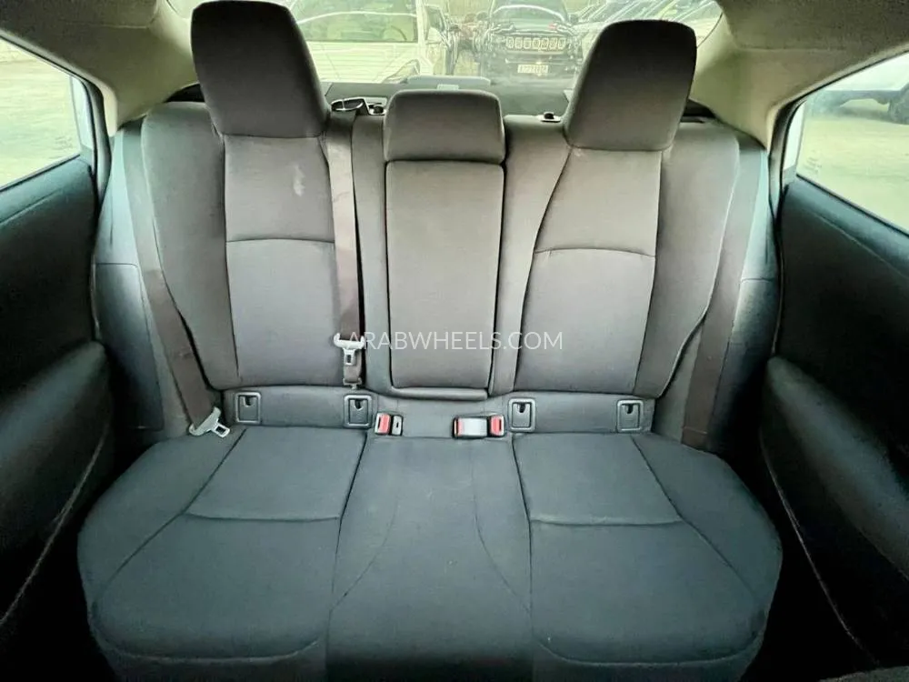 تويوتا كورولا 2024 for Sale in عجمان Image-10