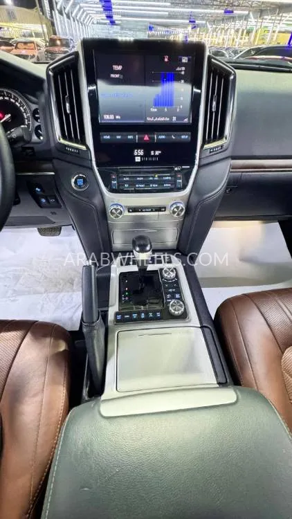 Toyota Land Cruiser 2021 for Sale in Ajman Image-8