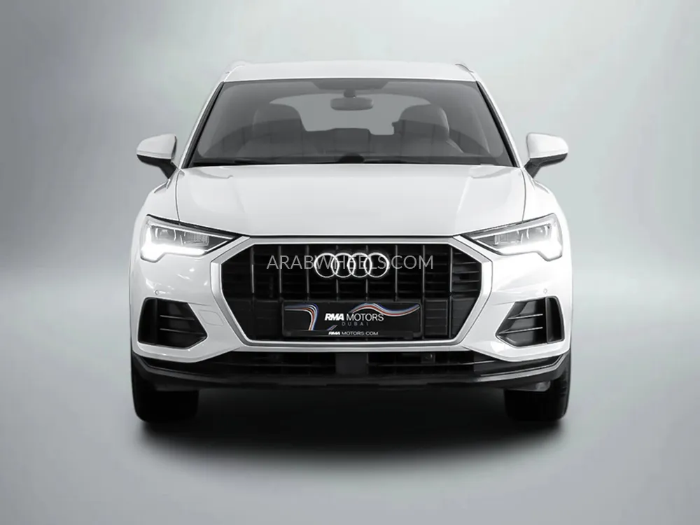 Audi Q3 2021 for Sale in Dubai Image-3