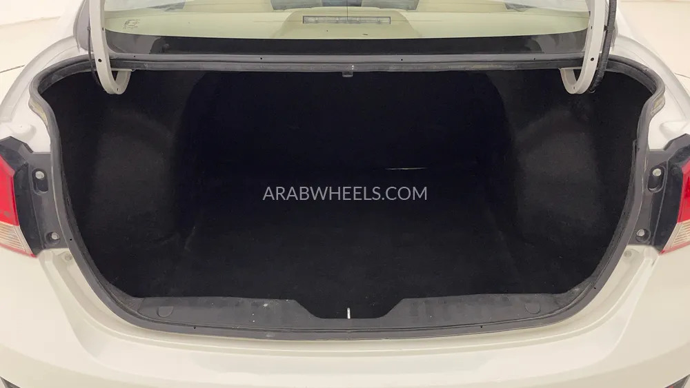 Suzuki Ciaz 2024 for Sale in Dubai Image-25