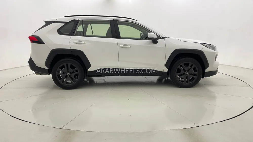 Toyota Rav4 2024 for Sale in Dubai Image-2
