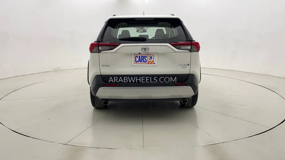 Toyota Rav4 2024 for Sale in Dubai Image-4