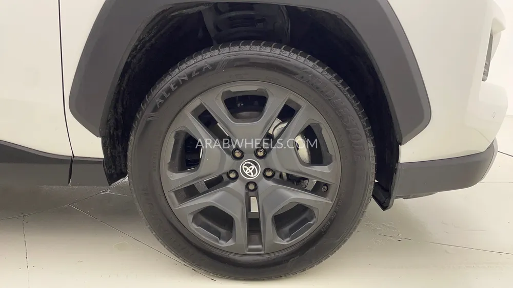 Toyota Rav4 2024 for Sale in Dubai Image-10