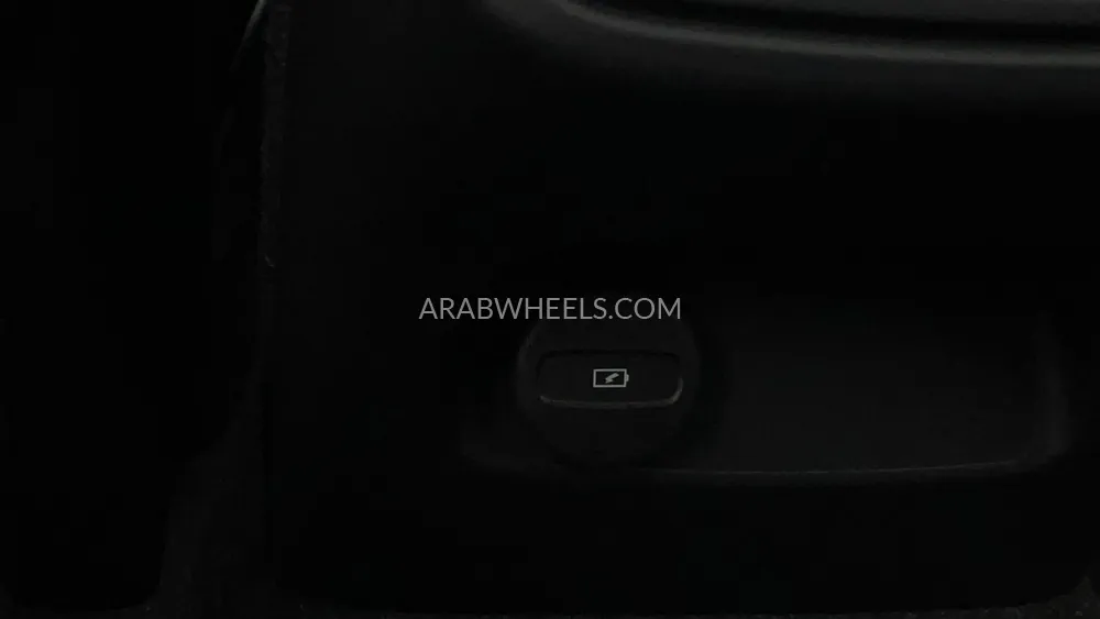 Volvo XC40 2023 for Sale in Dubai Image-57