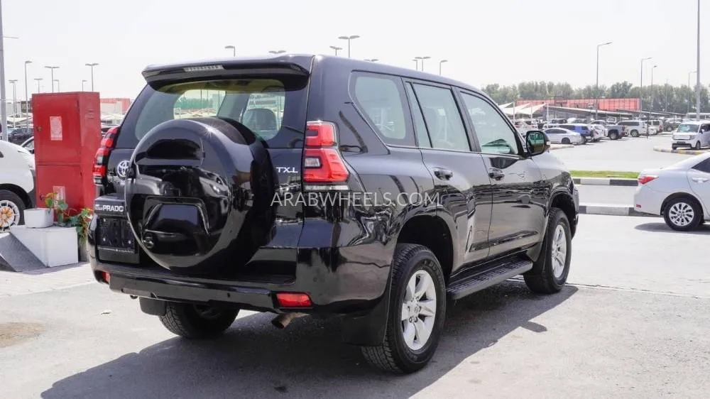 Toyota Land Cruiser Prado 2018 for Sale in Sharjah Image-17