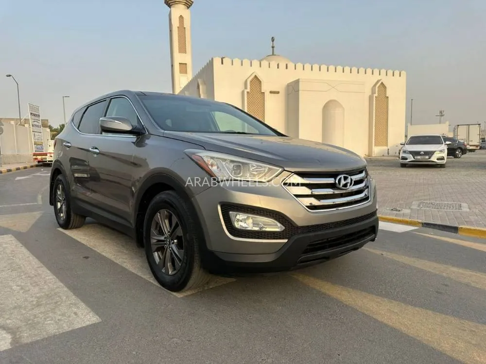Hyundai Grand Santa Fe 2013 for Sale in Sharjah Image-8