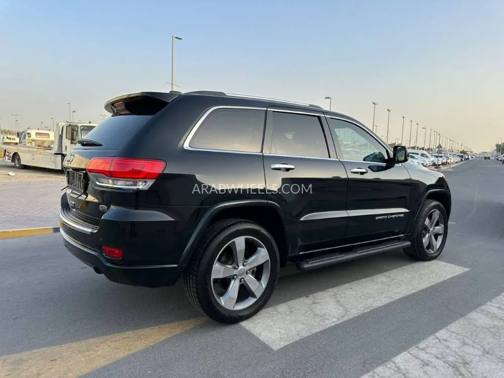 Jeep Cherokee 2014 for Sale in Sharjah Image-6