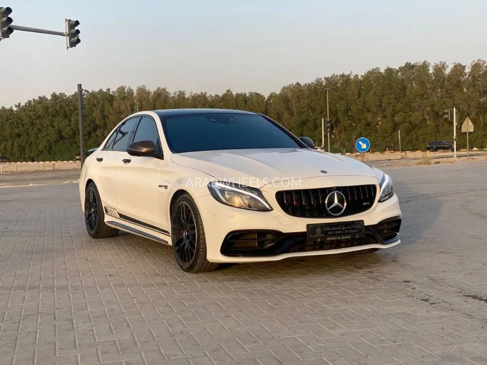 Mercedes Benz C Class 2016 for Sale in Sharjah Image-3