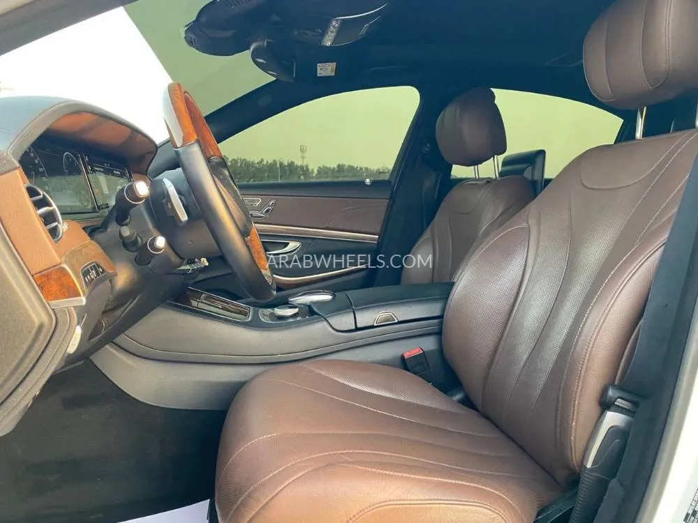 Mercedes Benz CLS Class 2015 for Sale in Sharjah Image-11